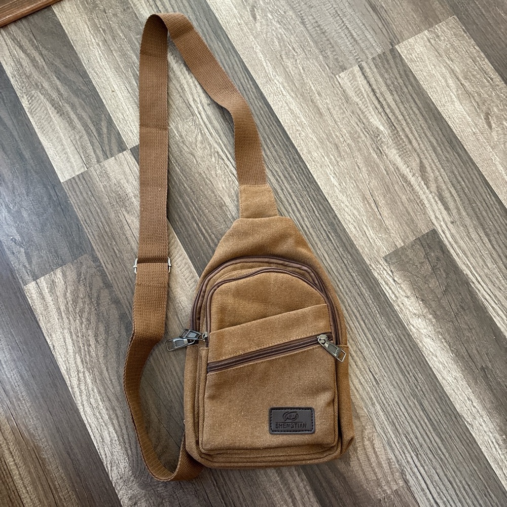 Shengtian crossbody bag